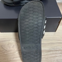 adidas サンダル ブラックの画像