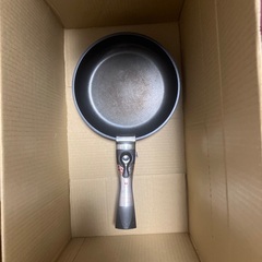 (8/8まで)ベルフィーナ　取っ手が外せるフライパンセット 20cm 26cm IH対応の画像