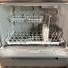 【美品】2023年製　パナソニック　食器洗い乾燥機　NP-TSK1-Hの画像
