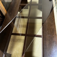 木製ローテーブルの画像