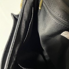 AYA × しまむらコラボ ショルダーバッグ クロコ型押し ブラックの画像