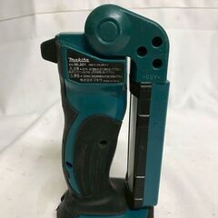【北見市発】マキタ makita ライト ML801 緑 本体のみ (D6464atknYM)の画像