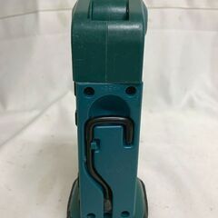【北見市発】マキタ makita ライト ML801 緑 本体のみ (D6464atknYM)の画像
