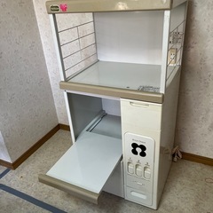 値下げ！電子レンジ台の画像