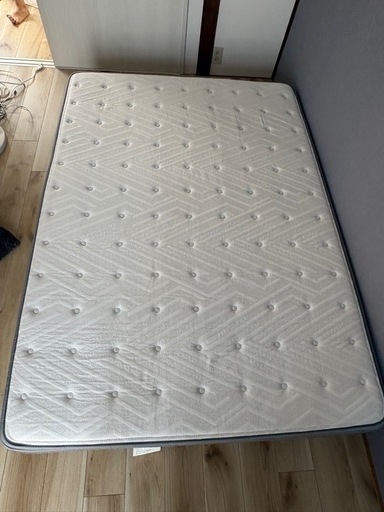 ニトリ:ダブルベット【定価9万、お値下げ交渉〇】