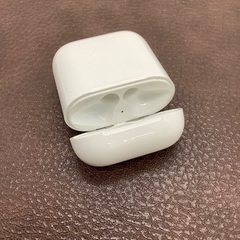 AirPods（第２世代）のご紹介ですの画像