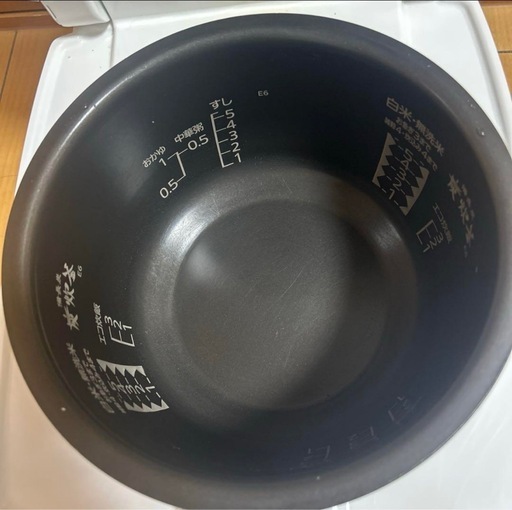 Mitsubishi Electric NJ-KSE-106 炊飯器　18年製 Mitsubishi Electric NJ-KSE-106 炊飯器18年製 (明揚商事資源
