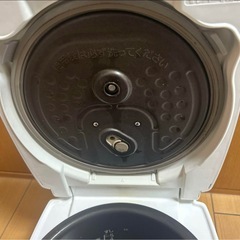 Mitsubishi Electric NJ-KSE-106 炊飯器　18年製の画像