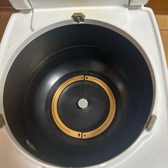 Mitsubishi Electric NJ-KSE-106 炊飯器　18年製の画像