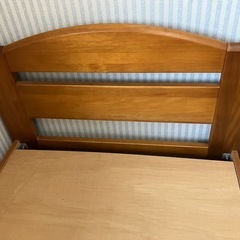 木製ベッド(マットレス無し)の画像