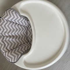 【美品】ベビー歩行器の画像