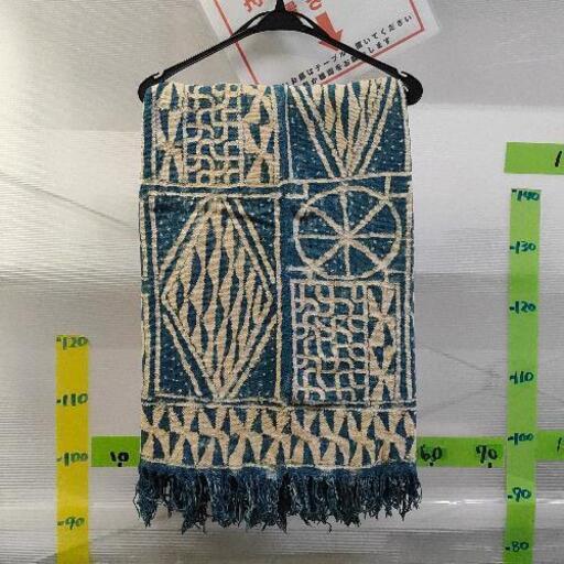 0803-100 ラグ バミレケ族藍染め布 倉庫保管スタッフにお声がけ下さい