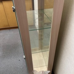 ガラスのコレクションケースです。の画像