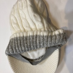 冬用ニットサンバイザー（裏ボア付き／PUMA） の画像