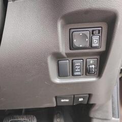 格安コミコミ価格29万 車検9.8 普通自動車 北海道札幌H26 キューブ  15XFOUR　4WD の画像