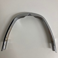 ホンダカブ　純正レッグシールドカバーバンドの画像