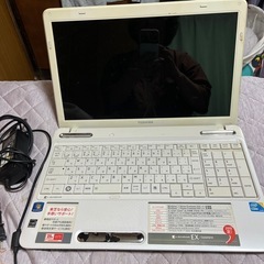 Dynabook EX/56MWH SSD換装済み Windows10搭載
の画像