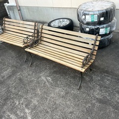ガーデンベンチ　2セットの画像