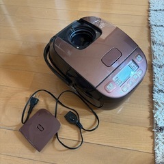 ZOJIRUSHI 炊飯器　NL-BC05 ブラウンの画像