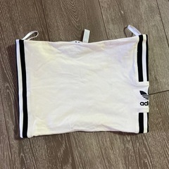 adidasの画像