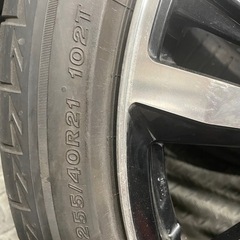 ロクサーニ　255/40R21の画像
