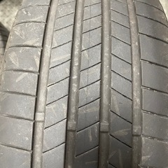ロクサーニ　255/40R21の画像