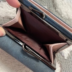 折りたたみ財布の画像