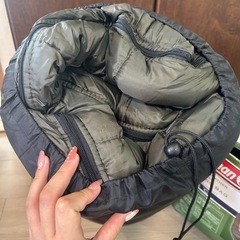 Coleman マミー型寝袋　の画像
