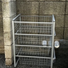 【美品】スチールラックの画像