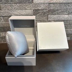 Calvin Klein カルバンクライン　時計の箱の画像