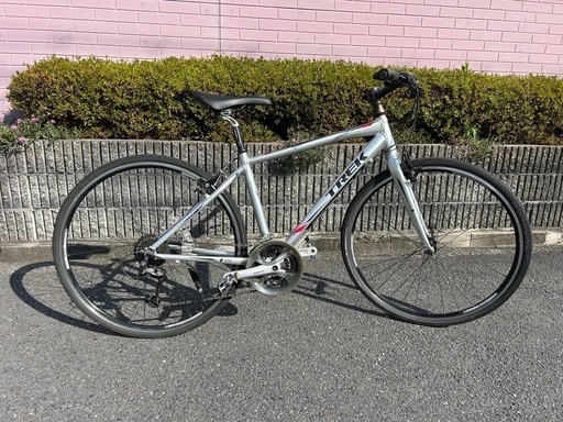 TREK クロスバイク 中古  165-175cm 選挙割