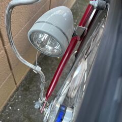 リサイクルショップどりーむ荒田店　No414 自転車　シティサイクル　２６インチ　キレイな赤♪　ギア内装三段切り替え付き♪　LEDオートライト付き♪　状態良好♪の画像