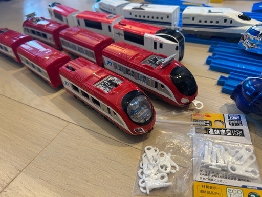 【期間限定値下げ
】プラレールまとめ売り！レールセットと電車車両（非売品含む！）