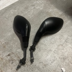 トリシティ125 ミラーの画像