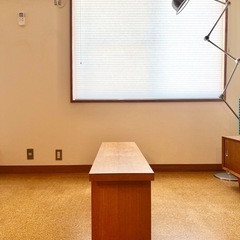 木のベンチ(ローテブル)の画像