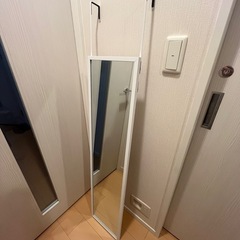 【未使用】壁掛けミラーの画像