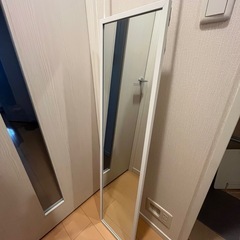【未使用】壁掛けミラーの画像