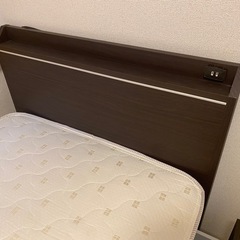 ニトリ　シングルベッドの画像