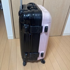 キャリーケース　の画像