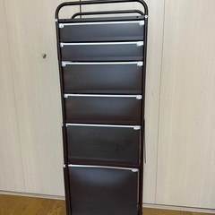 収納棚の画像
