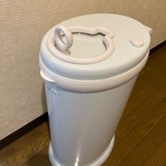 ubbi 赤ちゃん　オムツ　ゴミ箱の画像