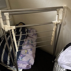 物干しラックの画像