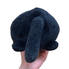 長い猫のぬいぐるみの画像