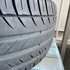 タイヤ2本の画像