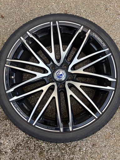 レイズ ベルサス ストラテジーア ヴァローレ 20インチ ホイール