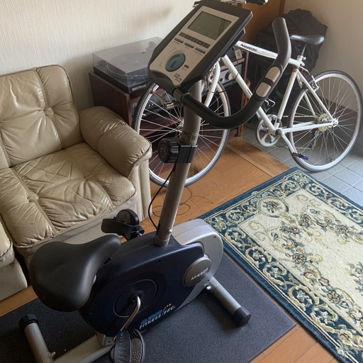 フィットネスバイク