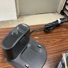 I 2508-107 iRobot ルンバ980 年式不明 バッテリー使用量不明 付属品有り動作確認済 バラ売り不可 キズ汚れ有りの画像