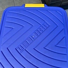 洗車用バケツ　カゴ付き　かしこいバケツの画像