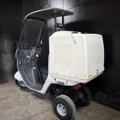 ★支払総額4.2万円★定休日なし！いつでも現車確認可能です！ ホンダ ジャイロ 白 TA02 人気のジャイロ！ 安定性高いバイク！ リアボックス付き！ ちょっとした足に♪の画像