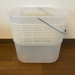【美品】無印良品　洗濯カゴ　ポリプロピレン　キャスター付きの画像